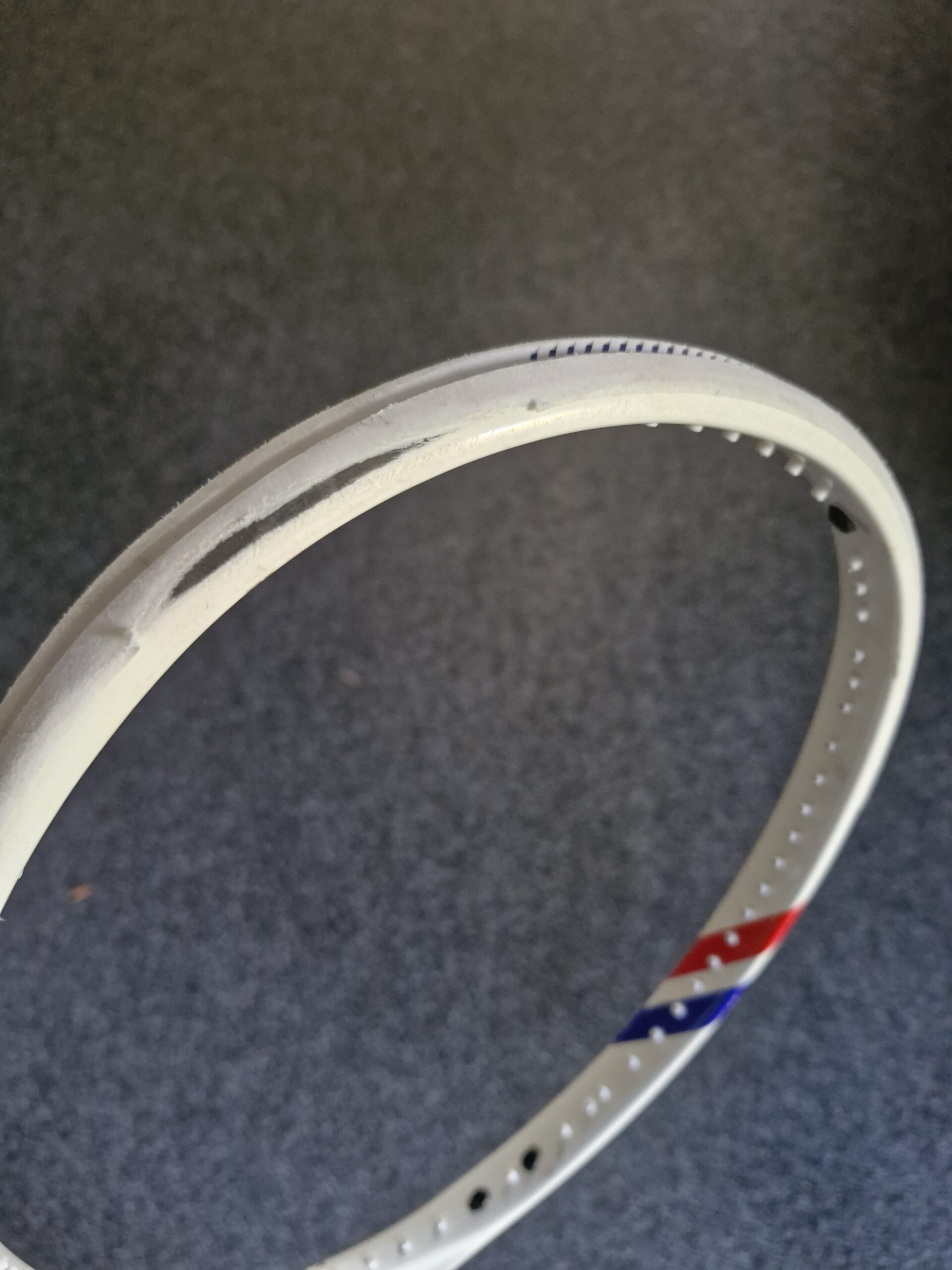 2025 TECNIFIBRE T- Fight Isoflex 300S Tennis Racquet Unstrung - Ex Demo - Image 12
