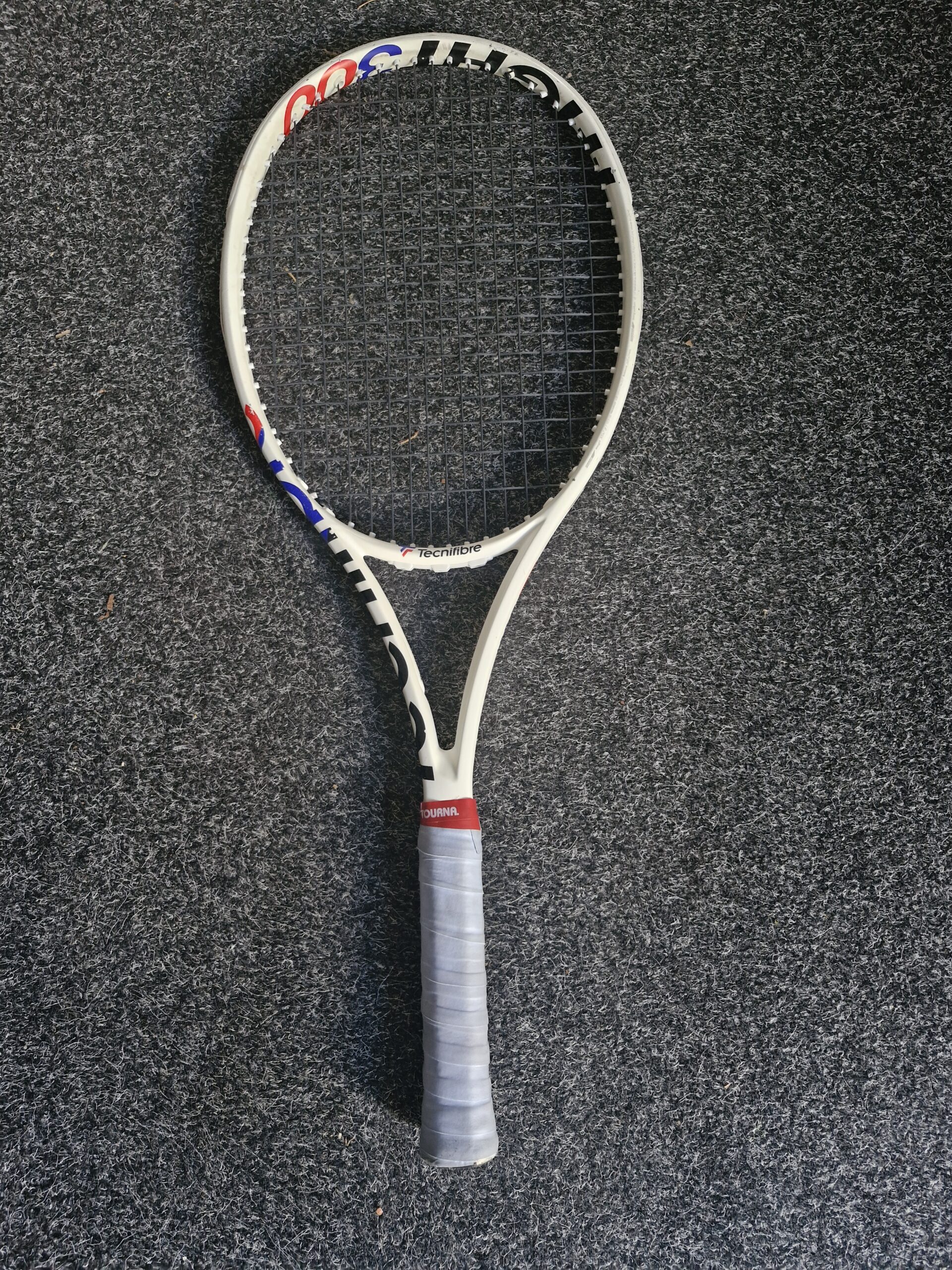 TECNIFIBRE T- Fight Isoflex 300 Tennis Racquet Strung - Ex Demo - Image 8